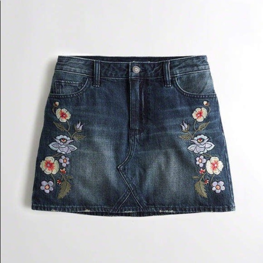 Hollister Skirt